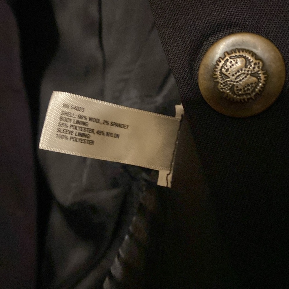 Gap 2-Button, Patch Pocket, Perfect Collegiate St… - image 7